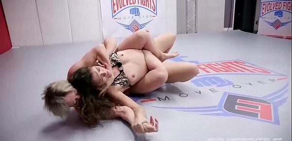  MILF Dee Williams in lesbian wrestling vs young Victoria Voxxx